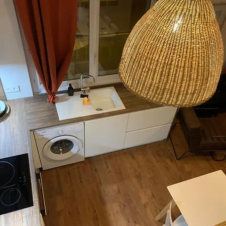 Le Grillon Cosy ארסשון